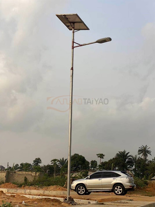 Nigeria 10M 60W Intense all-in-two solar street light