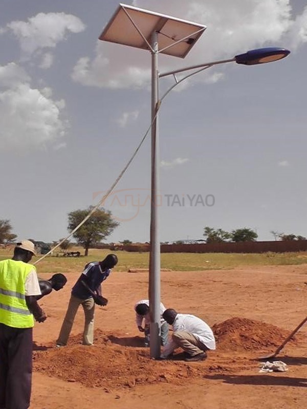 Cameroon 6m lighting pole/21w led lamp